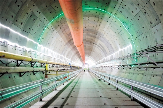 圭峰山隧道盾構(gòu)段內(nèi)部。