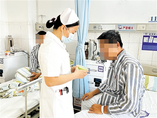 糖尿病患者需要嚴(yán)格控制飲食。