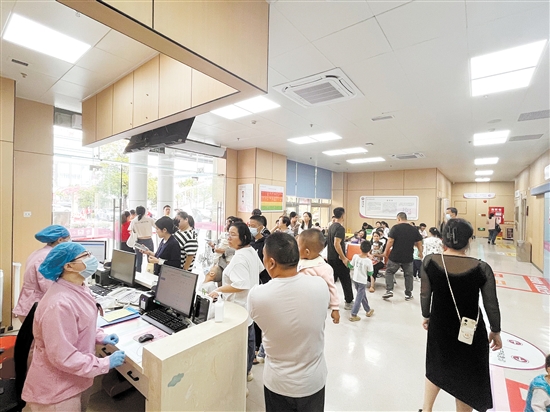 呼吸道傳染病進(jìn)入高發(fā)季，要做好相關(guān)預(yù)防措施。