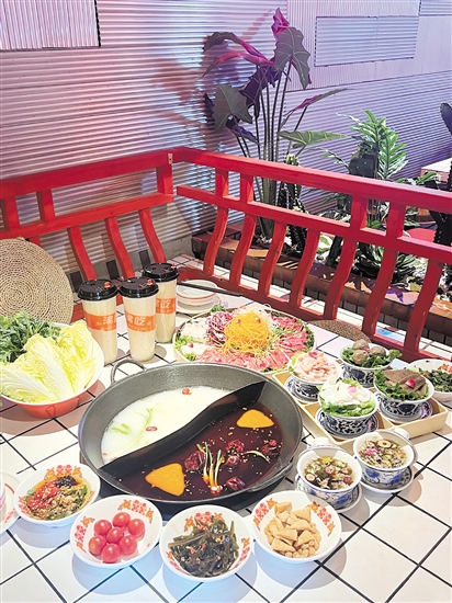 食用一頓火鍋的時間最好控制在1個小時之內，次數(shù)以一周一次為宜。