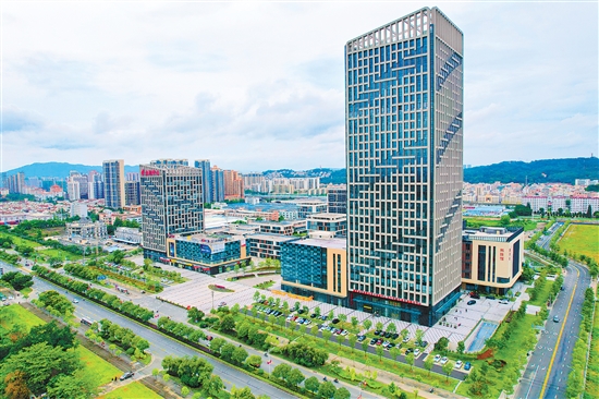 江海區(qū)在市“科技杯”創(chuàng)新創(chuàng)業(yè)大賽上，連續(xù)三年摘得唯一最高獎項。