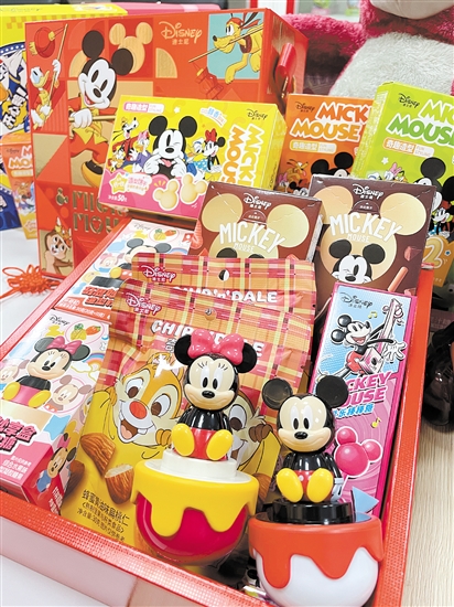 迪士尼高顏值禮盒受市場(chǎng)歡迎。