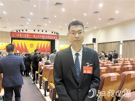 蓬江區(qū)人大代表、江門市理想家社會(huì)工作綜合服務(wù)中心法人兼總干事林嘉超