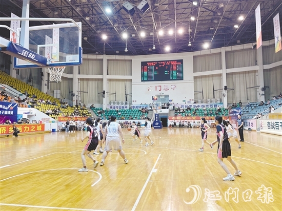 2025年恩平市“工會(huì)杯”女子籃球賽開打，共有6支隊(duì)伍參賽。