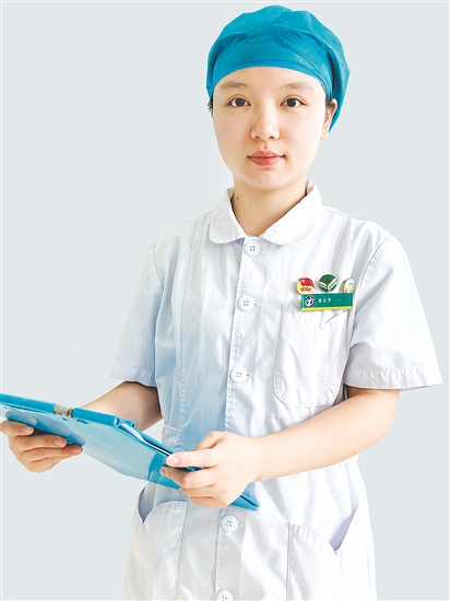 老年病區(qū)護(hù)士藍(lán)文宇