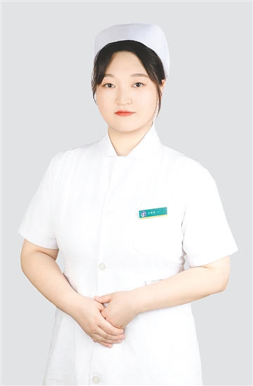 綜合門診部護(hù)士王佳雯