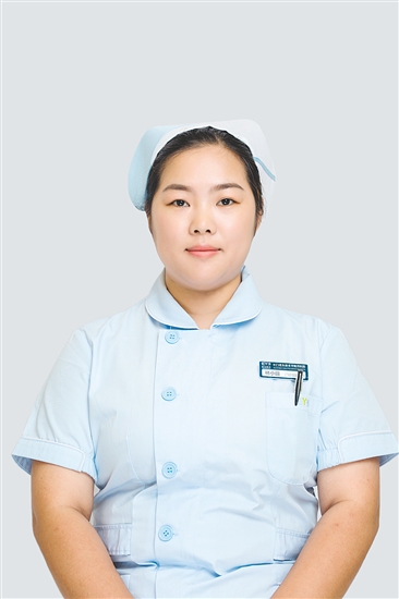 門診部護(hù)士長林小麗