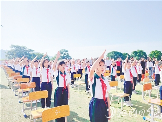 開平開展“國歌高聲唱”行動，培育學生家國情懷。
