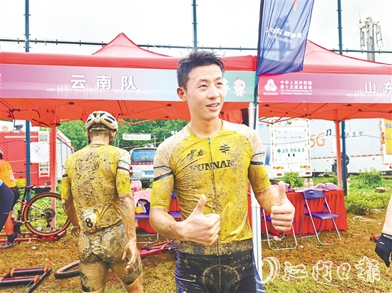 測(cè)試賽中，云南省代表隊(duì)選手袁金偉獲得男子組冠軍，為賽道和恩平辦賽能力點(diǎn)贊。