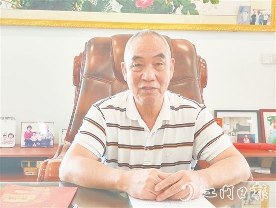 勞壽榮在企業(yè)的連鎖經(jīng)營、平臺化轉(zhuǎn)型、大健康服務(wù)等領(lǐng)域開辟出創(chuàng)新之路。