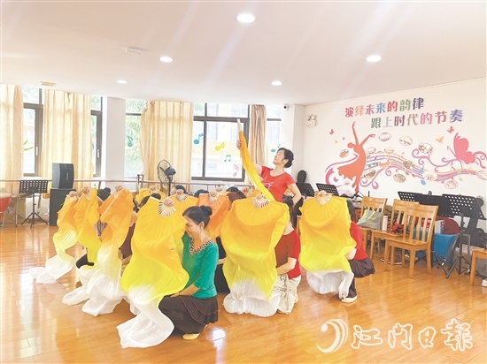 沙坪街道桂林社區(qū)不斷提升社區(qū)服務水平，努力打造有溫度、有溫情的社區(qū)。