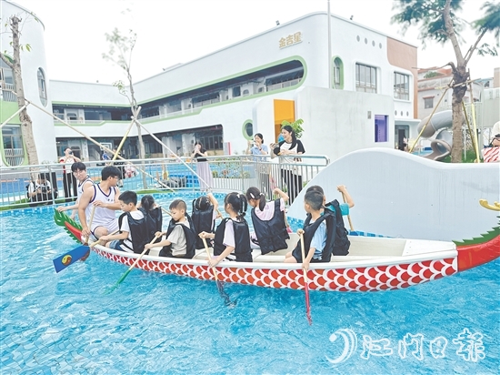江海區(qū)各級黨群服務(wù)中心常態(tài)化開展龍舟體驗活動。