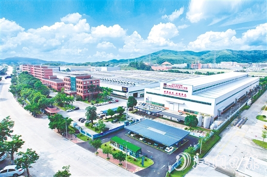 海鴻電氣以匠心堅(jiān)守，書(shū)寫(xiě)中國(guó)節(jié)能變壓器領(lǐng)域的創(chuàng)新傳奇。