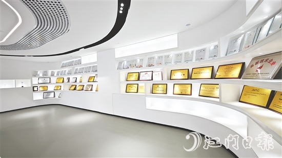 奇德新材專注于功能性高分子復合材料的研發(fā)創(chuàng)新，獲得多項榮譽。