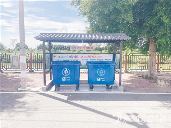 古井鎮(zhèn)洲朗村垃圾收集點(diǎn)升級(jí)改造后，變得干凈整潔。