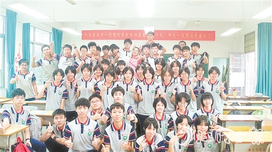 為期三天的中考圓滿(mǎn)落幕，臺(tái)山1.7萬(wàn)余名初二、初三學(xué)子順利完成人生重要一考。