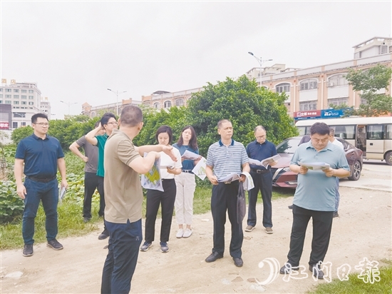 6月，新會區(qū)政協(xié)社會和法制委員會到古井鎮(zhèn)開展“推進城鎮(zhèn)區(qū)域一體化發(fā)展”專題調(diào)研。