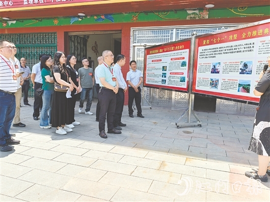 恩平市人大常委會組織人大代表外出交流，學(xué)習(xí)發(fā)展經(jīng)驗。