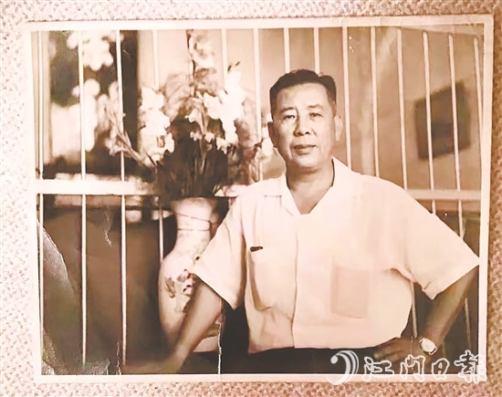 梅文鼎生活照，攝于20世紀(jì)60年代的香港。