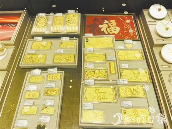 近期多家金飾品牌價(jià)格以上漲為主，部分品牌漲至年內(nèi)最高。