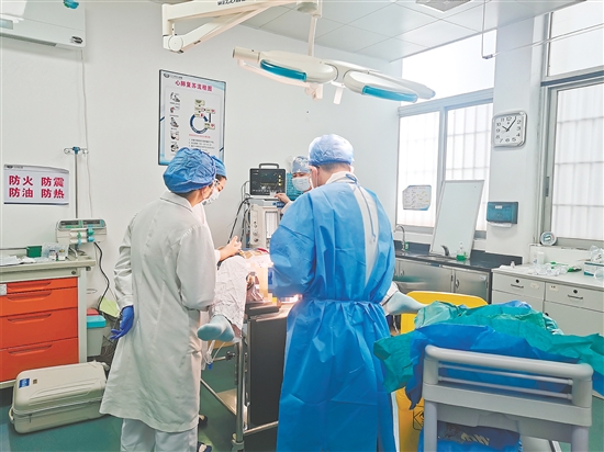 無痛后裝治療讓患者更容易接受。