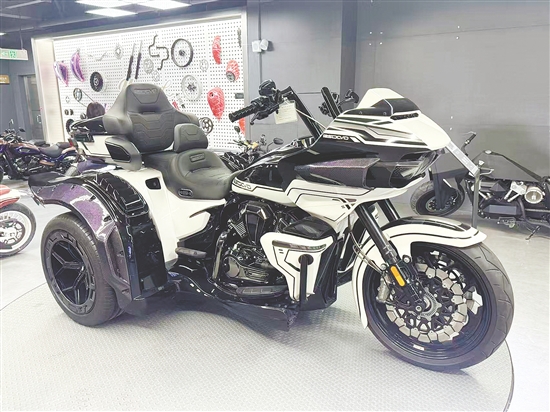 廣東建雅正重點布局高端智能三輪摩托車。