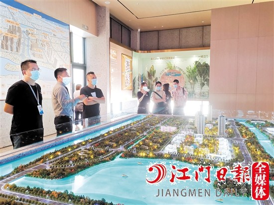 業(yè)內(nèi)人士預(yù)測國慶黃金周樓市將熱鬧起來。