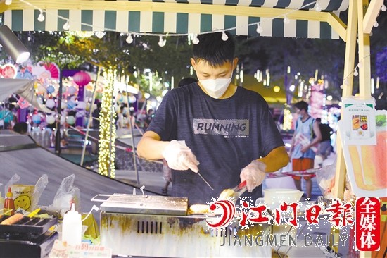 市集成了年輕人創(chuàng)業(yè)的平臺(tái)。