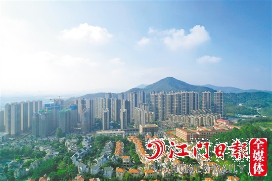 群華路板塊樓盤林立。