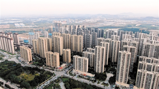 樞紐新城是置業(yè)熱門片區(qū)，電梯房的租金參考價(jià)也較高。