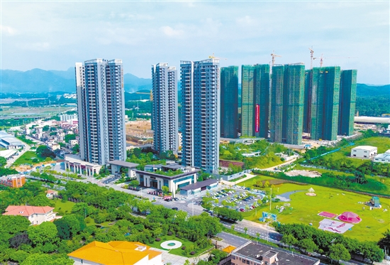 縣域樓盤表現(xiàn)突出。