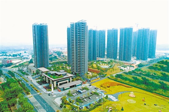 主打“超級4.0社區(qū)”全新理念的臺山博富·福美城去年網(wǎng)簽套數(shù)亮眼。