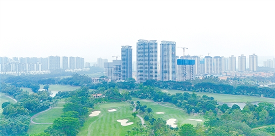 在動工的存量住宅用地中，有多個已在銷售中的熱點樓盤。