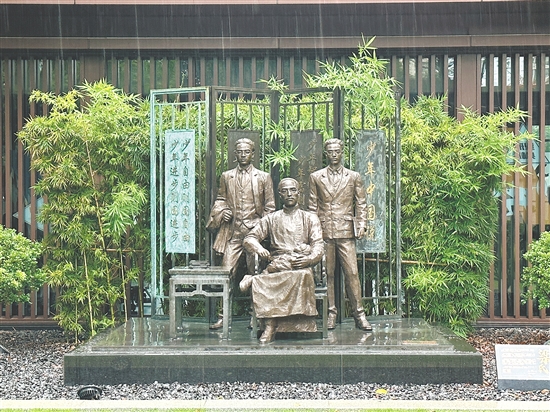 越來越多樓盤把僑鄉(xiāng)元素融入設(shè)計(jì)當(dāng)中。