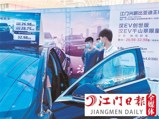 新能源汽車電池是消費(fèi)者關(guān)注重點(diǎn)之一。