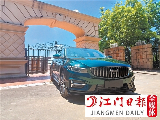 吉利星瑞2023款外觀豪華大氣。