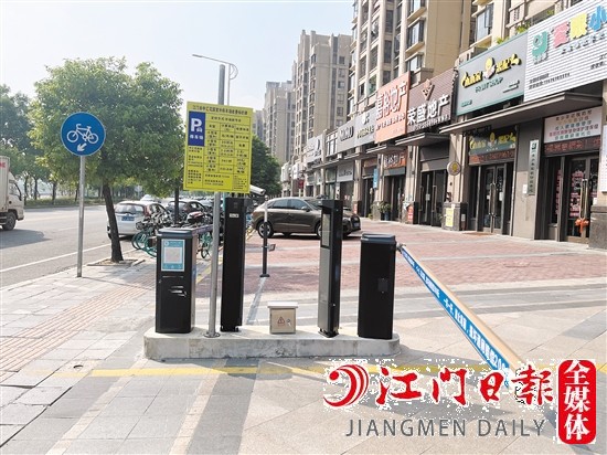 停車時選擇收費停車場會更有保障。