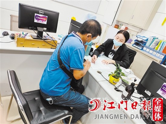 車主在購(gòu)買(mǎi)車險(xiǎn)的時(shí)候，建議選擇更高賠付額度的第三者責(zé)任險(xiǎn)。