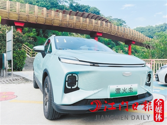 幾何E螢火蟲外觀簡潔炫酷。