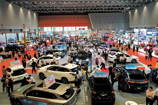 往年的“五一”車(chē)展現(xiàn)場(chǎng)人氣旺。