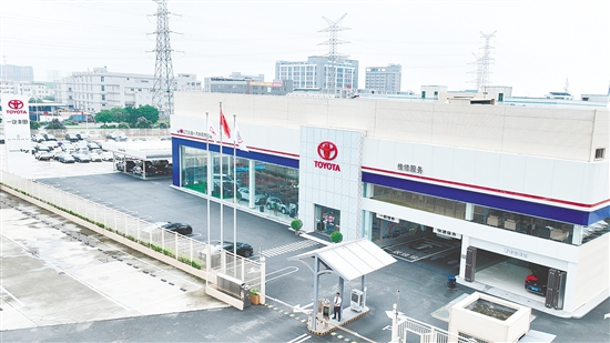 一汽豐田江門永佳4S店位于江門市江海區(qū)五邑路456號。